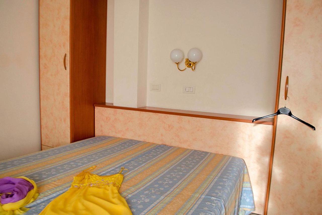 Residence Comfort Riccione Exterior foto