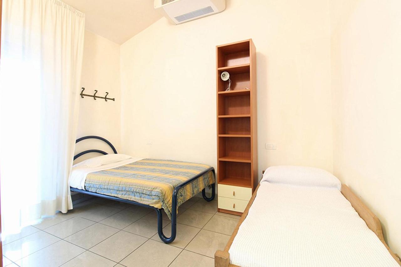 Residence Comfort Riccione Exterior foto
