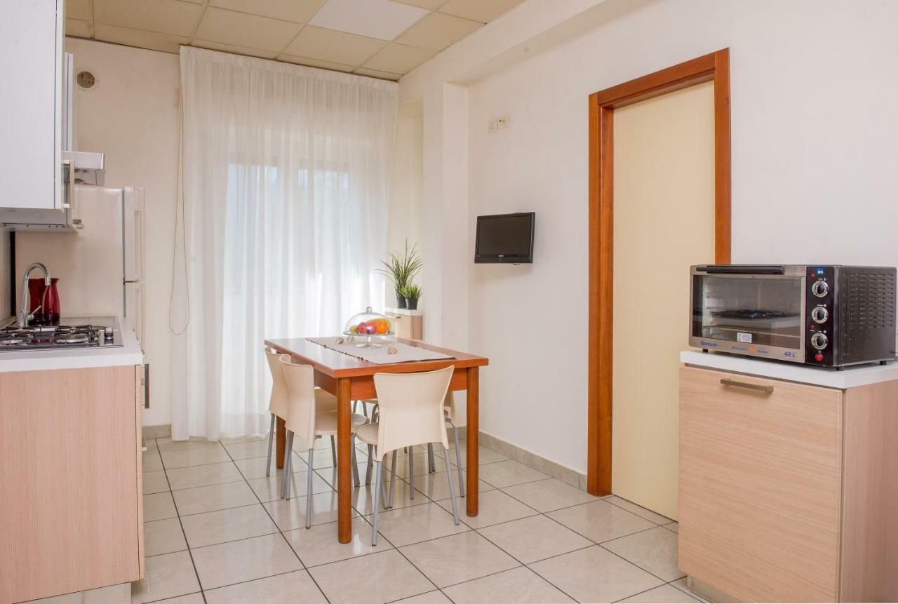 Residence Comfort Riccione Exterior foto