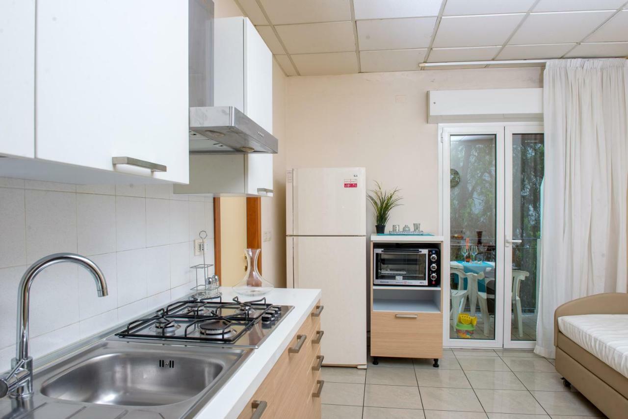 Residence Comfort Riccione Exterior foto